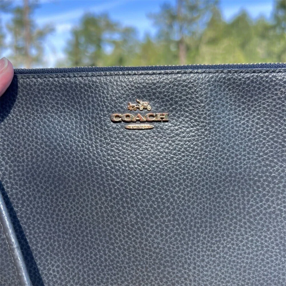 COACH Navy Blue Pebble Leather Phone Wallet Wristlet Case Pouch Clutch AUTHENTIC